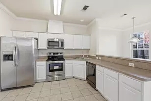 908 Plaza Ln, Richardson, TX 75080 - Photo 10