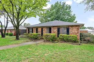 3409 Vista Oaks Dr, Garland, TX 75043 - Photo 2