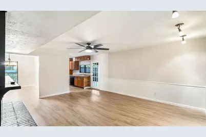 3409 Vista Oaks Drive, Garland, TX 75043 - Photo 10