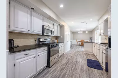 2904 Mark Twain Drive, Farmers Branch, TX 75234 - Photo 24