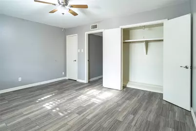 3031 Mahanna Springs Drive #D  Bldg B, Dallas, TX 75235 - Photo 14