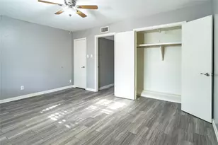 3031 Mahanna Springs Dr, Dallas, TX 75235 - Photo 14