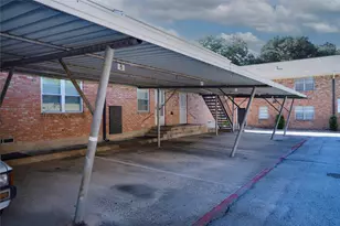 3031 Mahanna Springs Dr, Dallas, TX 75235 - Photo 16