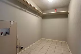 645 N Center St, Blossom, TX 75416 - Photo 8