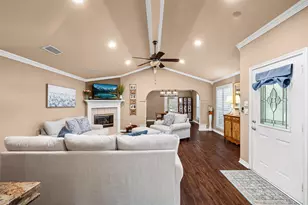 1208 Henard Ln, Granbury, TX 76048 - Photo 12