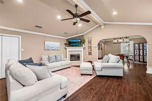 1208 Henard Ln, Granbury, TX 76048 - Photo 14