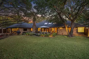 98 W Shore Pl, Richardson, TX 75080 - Photo 2