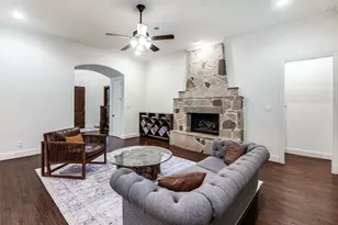13659 Thornton Dr, Frisco, TX 75035 - Photo 8