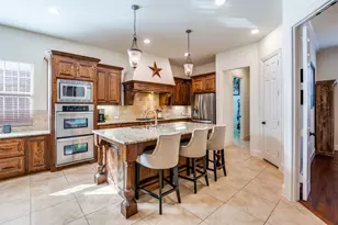 13659 Thornton Dr, Frisco, TX 75035 - Photo 6