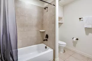 13659 Thornton Dr, Frisco, TX 75035 - Photo 28