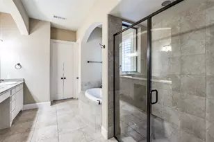 13659 Thornton Dr, Frisco, TX 75035 - Photo 20