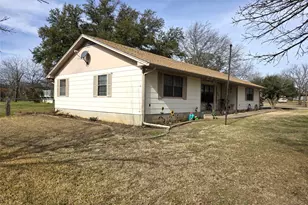 107 Quail Lake Dr W, Whitney, TX 76692 - Photo 4