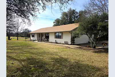 107 Quail Lake Drive W, Whitney, TX 76692 - Photo 2