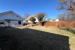 1601 S Travis St, Sherman, TX 75090 - Photo 22