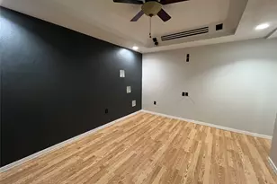 1601 S Travis St, Sherman, TX 75090 - Photo 10