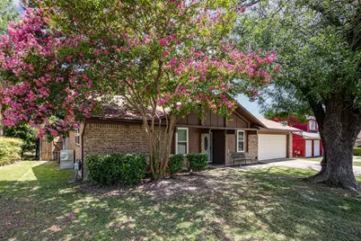 271 Merribrook Trail, Duncanville, TX 75116 - Photo 2