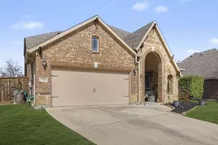 5728 Brookside Dr, Denton, TX 76226 - Photo 2
