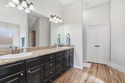 2824 Willow Ridge Circle, Granbury, TX 76049 - Photo 22