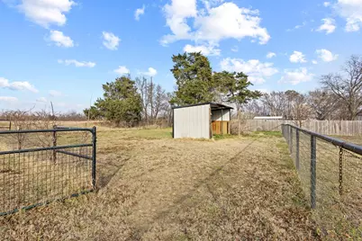 1223 Yowell Road, Whitesboro, TX 76273 - Photo 22