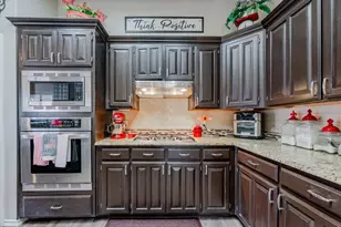 6808 Moss Ln, North Richland Hills, TX 76182 - Photo 8