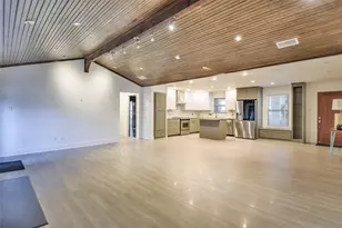 712 Squaw Creek Rd, Willow Park, TX 76087 - Photo 10