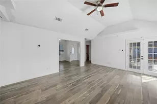 6200 Avanti Dr, Arlington, TX 76001 - Photo 12