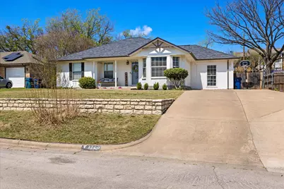 1709 W Doyle Street, Granbury, TX 76048 - Photo 6