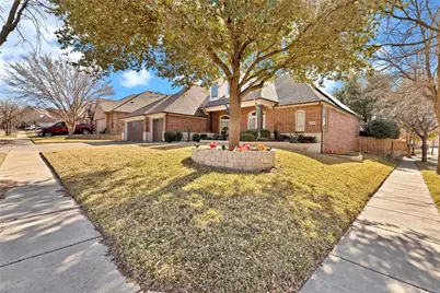 4937 Bellflower Way, Fort Worth, TX 76123 - Photo 2