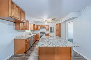 310 S Grove Rd, Richardson, TX 75081 - Photo 10