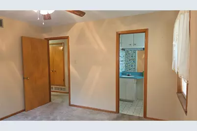 3107 Eastland Avenue, Greenville, TX 75402 - Photo 10