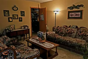 3107 Eastland Ave, Greenville, TX 75402 - Photo 4