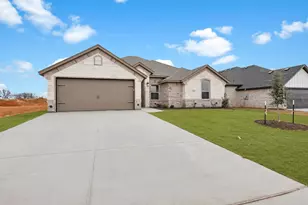 1324 Oleander Dr, Tolar, TX 76476 - Photo 2