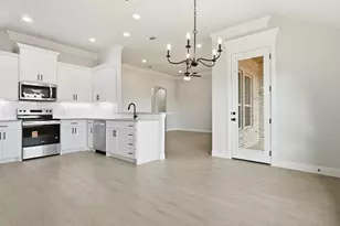 1324 Oleander Dr, Tolar, TX 76476 - Photo 10