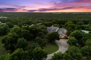 840 Winding Trail, Crawford, TX 76638 - Photo 4