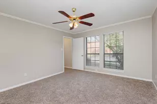 2921 Menlo Park Ln, Carrollton, TX 75007 - Photo 14