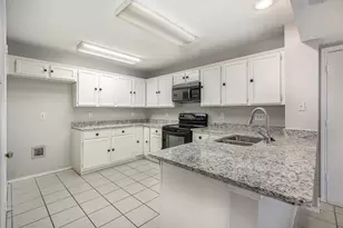 2921 Menlo Park Ln, Carrollton, TX 75007 - Photo 8