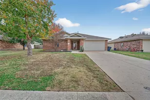 145 Brushy Creek Ln, Terrell, TX 75160 - Photo 2