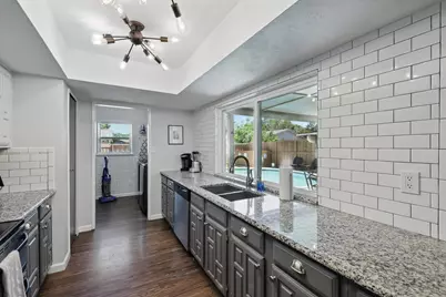 3381 Sam Rayburn Run, Carrollton, TX 75007 - Photo 12