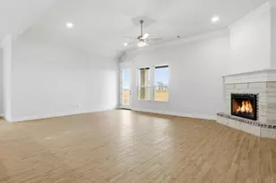 1318 Oleander Dr, Tolar, TX 76476 - Photo 18