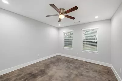 607 E Day Street, Denison, TX 75021 - Photo 12
