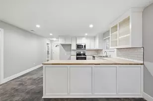 607 E Day St, Denison, TX 75021 - Photo 6