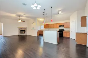 4816 Sapphire Ln, Granbury, TX 76049 - Photo 8