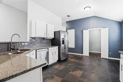 10809 Deer Trail, Fort Worth, TX 76140 - Photo 14