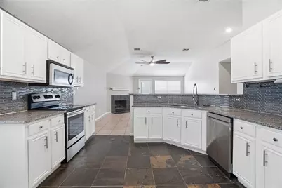 10809 Deer Trail, Fort Worth, TX 76140 - Photo 16