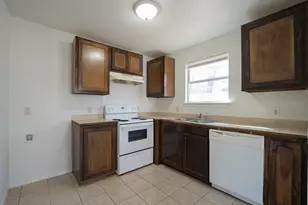 1415 Amity Ln, Dallas, TX 75217 - Photo 6