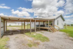 8312 Alston Ct, Joshua, TX 76058 - Photo 2