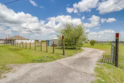 8312 Alston Court, Joshua, TX 76058 - Photo 32