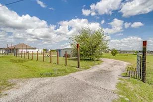 8312 Alston Ct, Joshua, TX 76058 - Photo 32