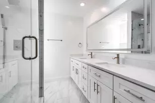 6527 Axton Cir, Dallas, TX 75214 - Photo 14