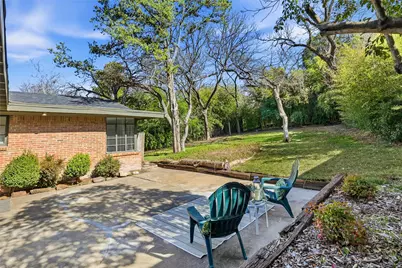 10208 Lake Gardens Drive, Dallas, TX 75218 - Photo 20